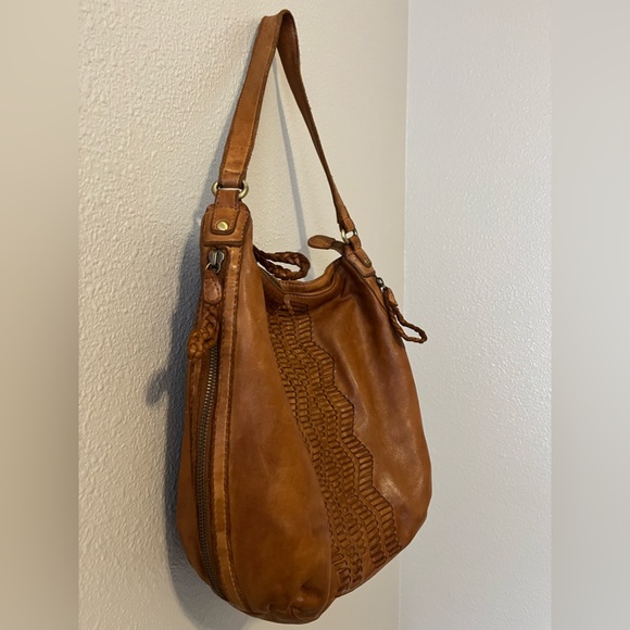 100% genuine leather hobo shoulder bag. - Picture 2 of 10